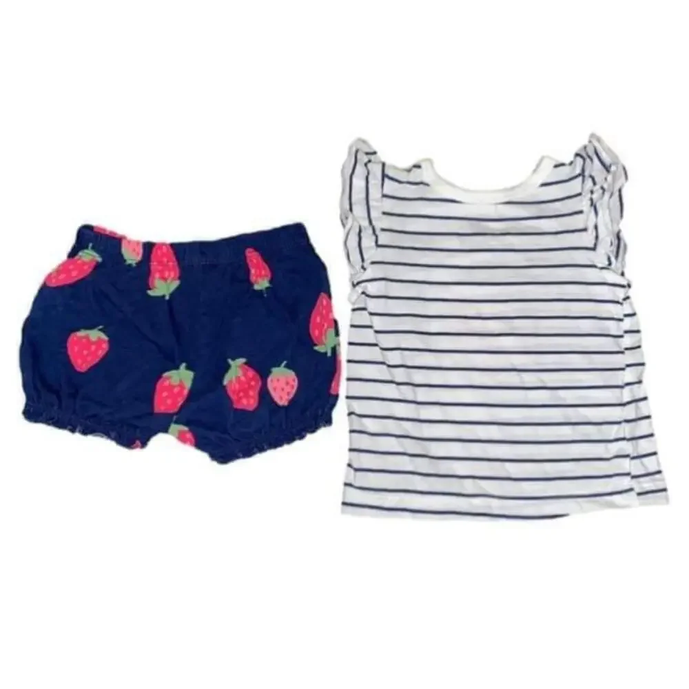 ⭐️3/$20 Girls Carter's 2-Piece Strawberry Outfit Size 3 Months